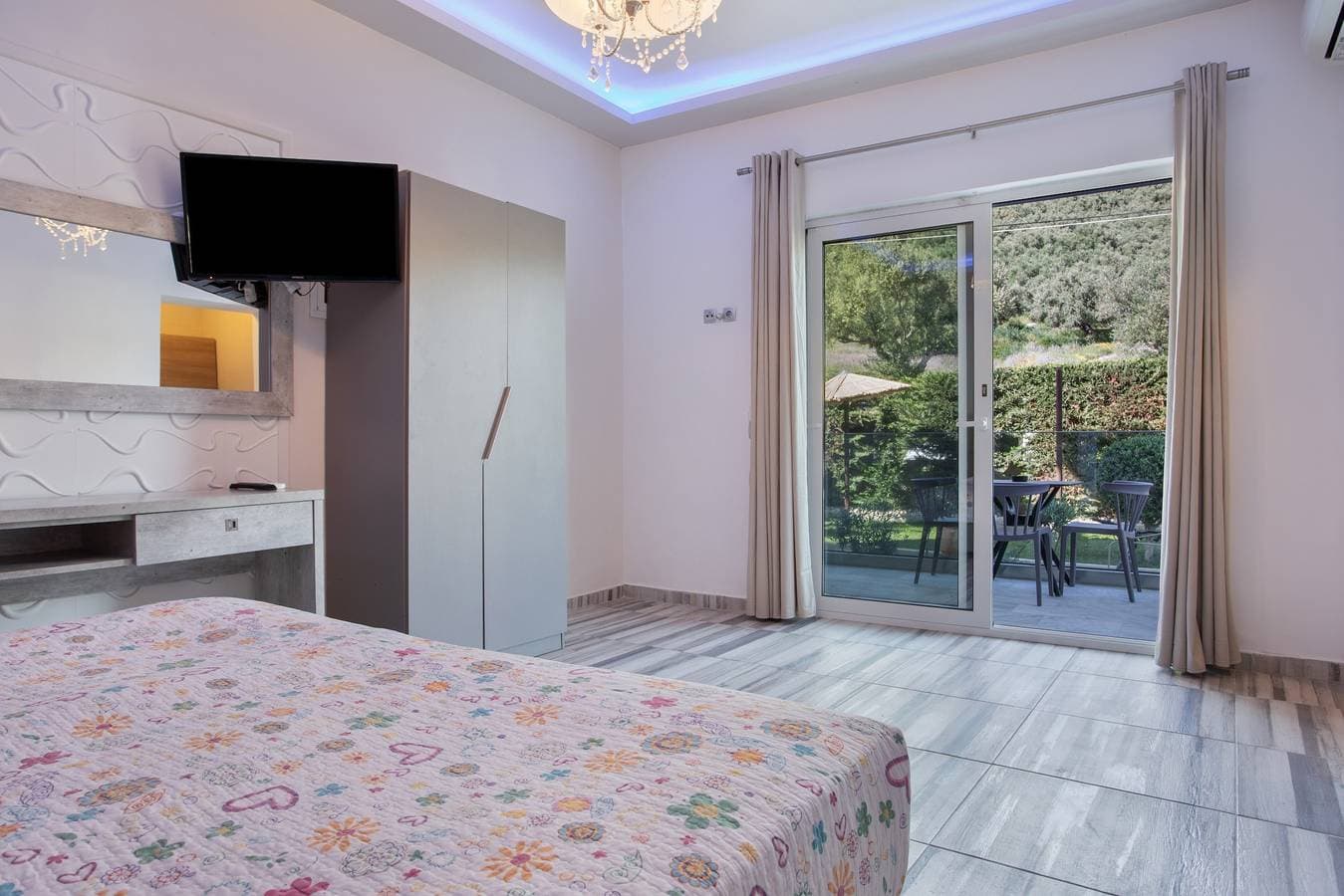 Foto 12 von 31: Einzimmerwohnung "Villa Dionysia S1" in Strandnähe mit Gemeinschaftspool und WLAN