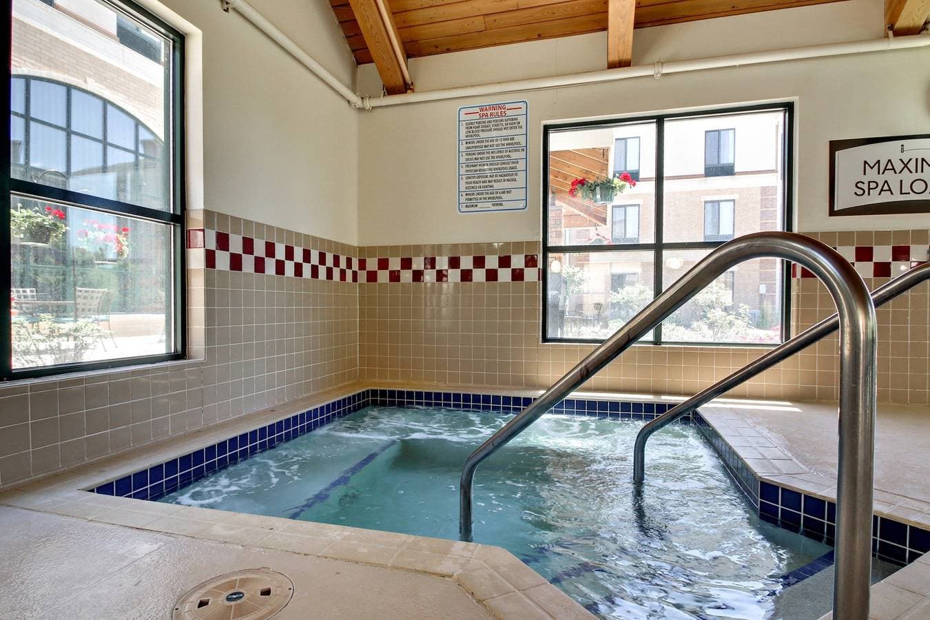Foto 6 von 20: Staybridge Suites Middleton - Madison-West