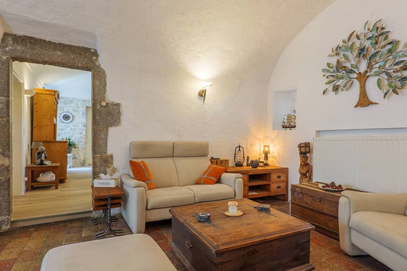 Foto 10 von 33: Gästezimmer „Le Pigeonnier“ mit Gemeinschaftspool, WLAN und Klimaanlage