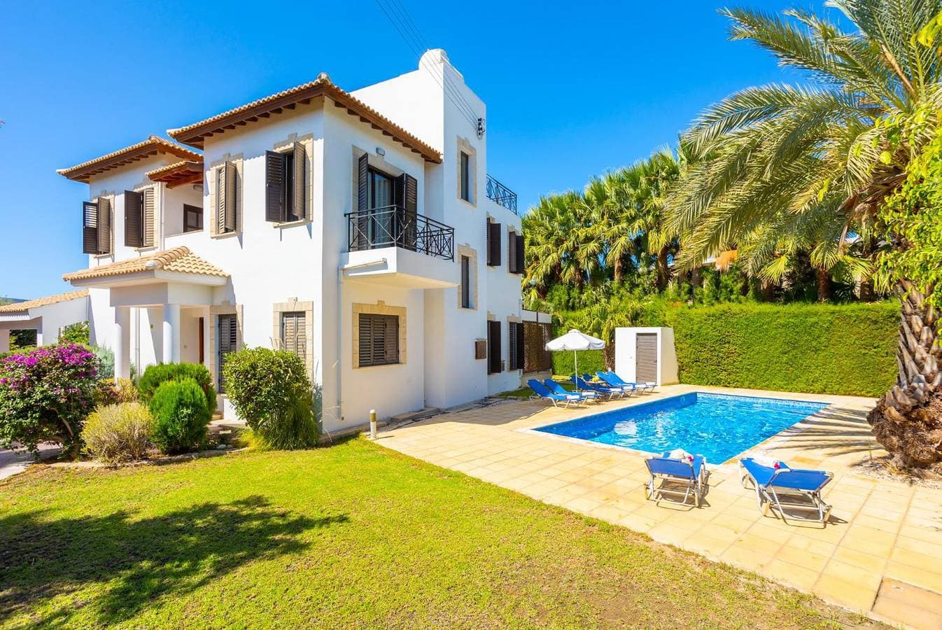 Foto 7 von 55: Villa für 8 Personen mit Terrasse