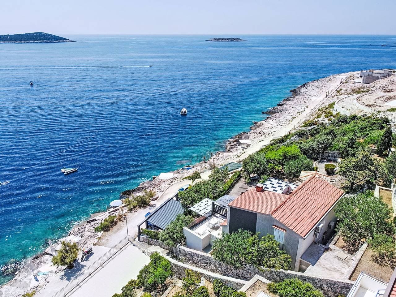Mehrfamilienhaus By the sea 1