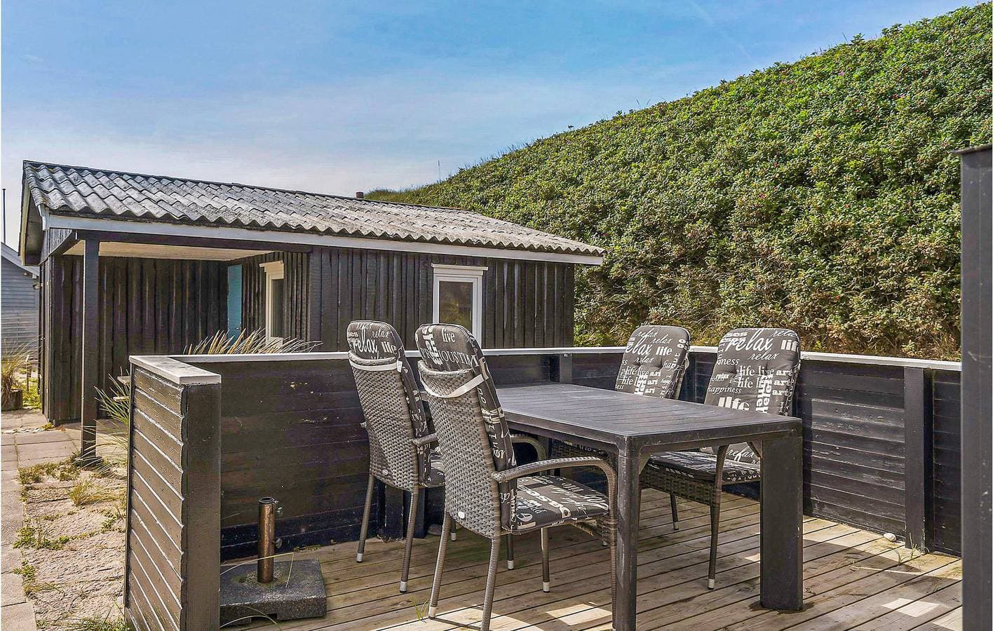 Foto 8 von 26: Ferienhaus für 4 Personen mit Terrasse