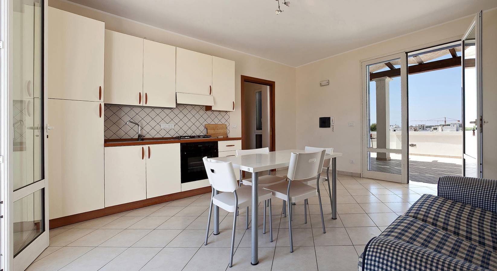 Foto 8 von 16: Gästehaus für 4 Personen mit Terrasse