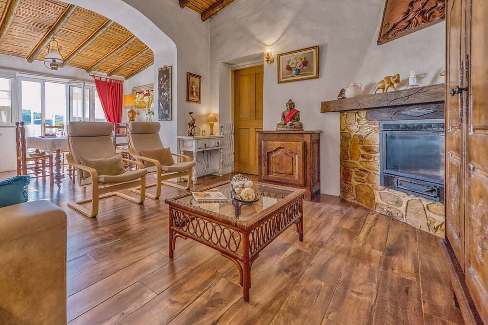 Foto 12 von 30: Quinta do Mundo - Charmantes Bauernhaus mit Jacuzzi und privatem Pool!