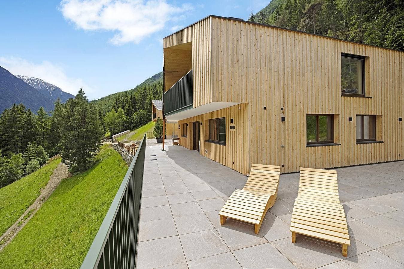 Foto 6 von 19: Ferienwohnung "Archehof Hochzirm Lodge Anna" mit Bergblick & Sauna