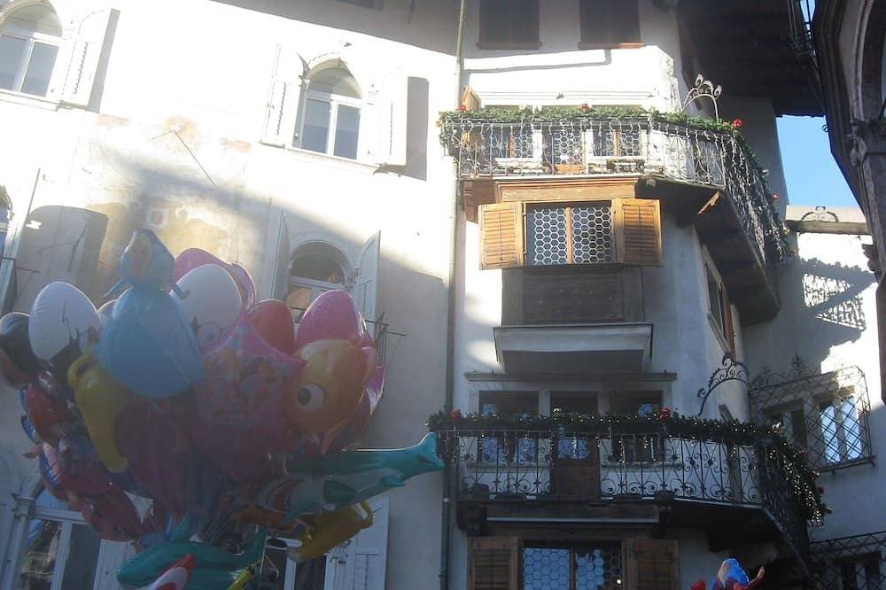 Foto 4 von 6: Open space in historic center Residence Contrada Tedesca 3