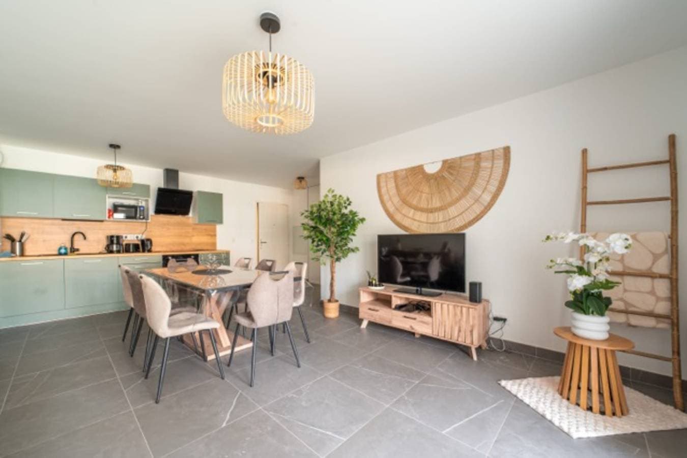 Foto 8 von 22: Cosy apartment with terrace in Draguignan center