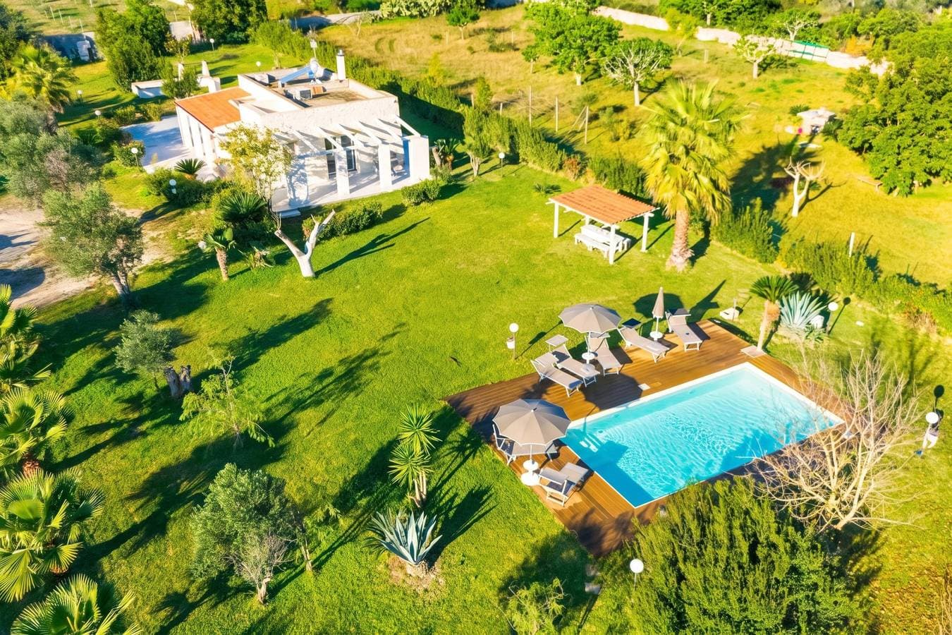 Foto 2 von 30: Villa Assunta With Pool Near The Sea