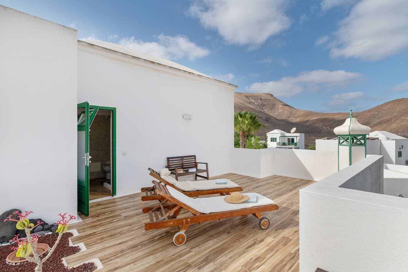 Foto 13 von 25: Junior Suite mit Terrasse für Urlaub mit WLAN und Klimaanlage