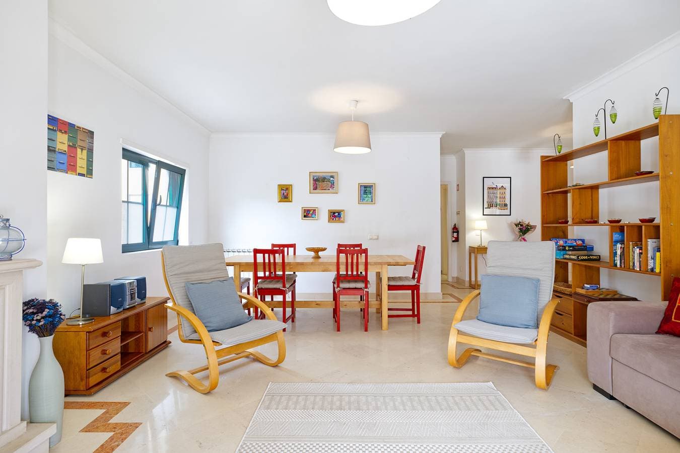 Foto 10 von 67: Ferienwohnung für 6 Personen mit Terrasse