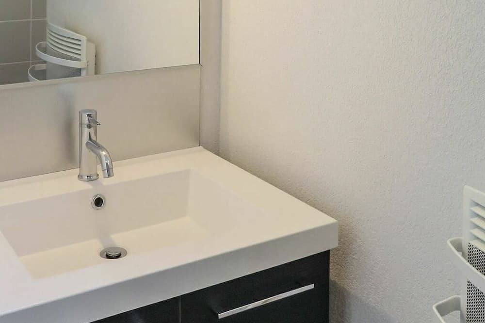 Foto 3 von 18: Herrliche Wohnung in einem Ferienhaus mit  W-Lan, Pool, TV, Terrasse und Haustiere erlaubt
