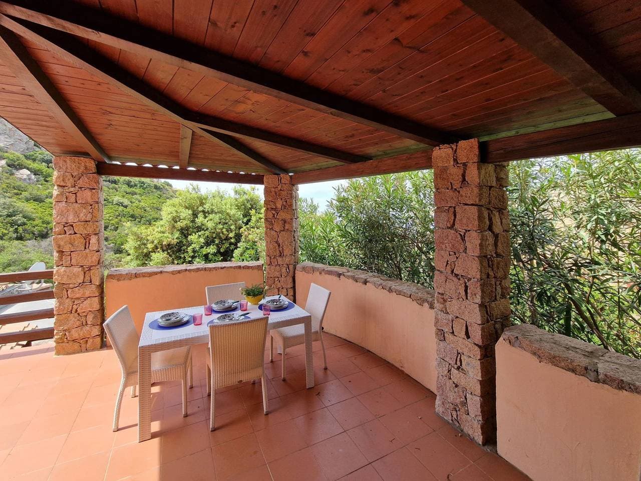 Dreizimmerwohnung mit Panoramablick in Costa Paradiso 1