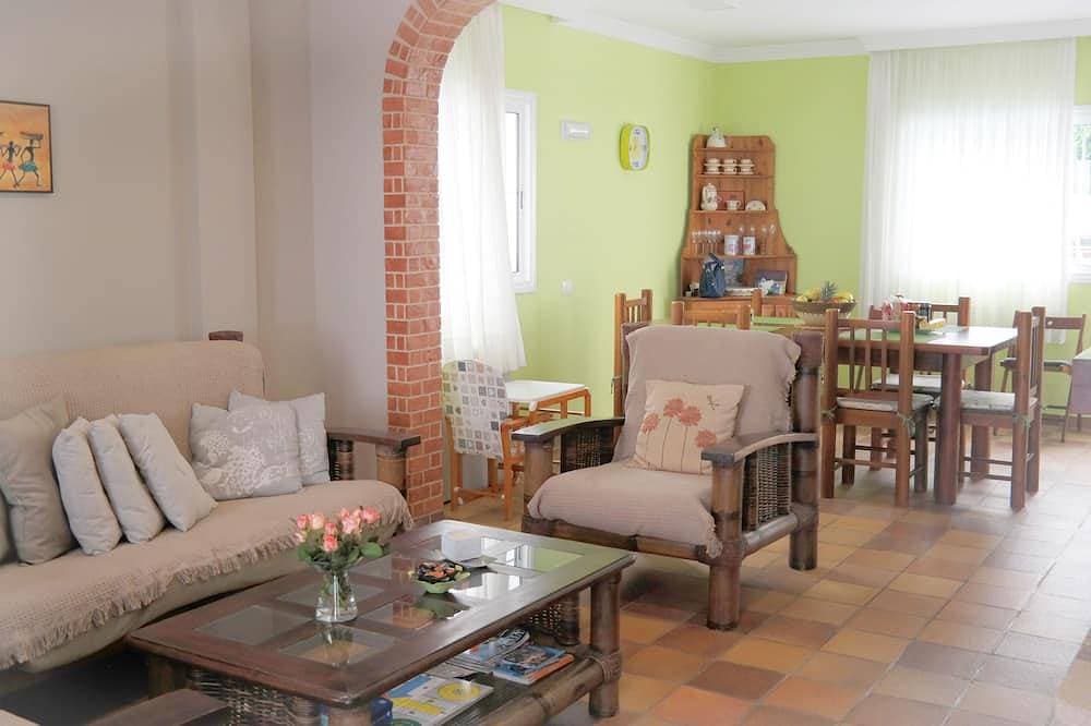 Foto 5 von 30: Ferienhaus \"El Mar\" mit Garten und Swimmingpool