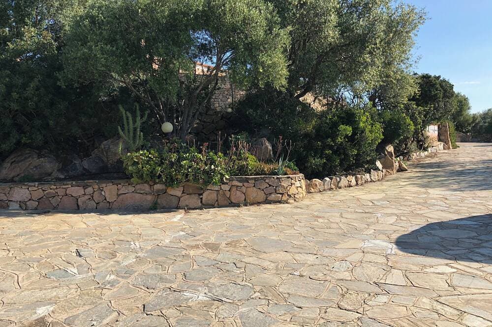 Foto 12 von 23: Residence Asparagus sea view with garden