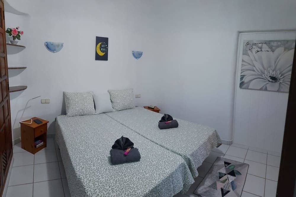 Foto 6 von 30: 2Br Bungalow with Sunny Private Terrace    Secure Bike/Board Storage
