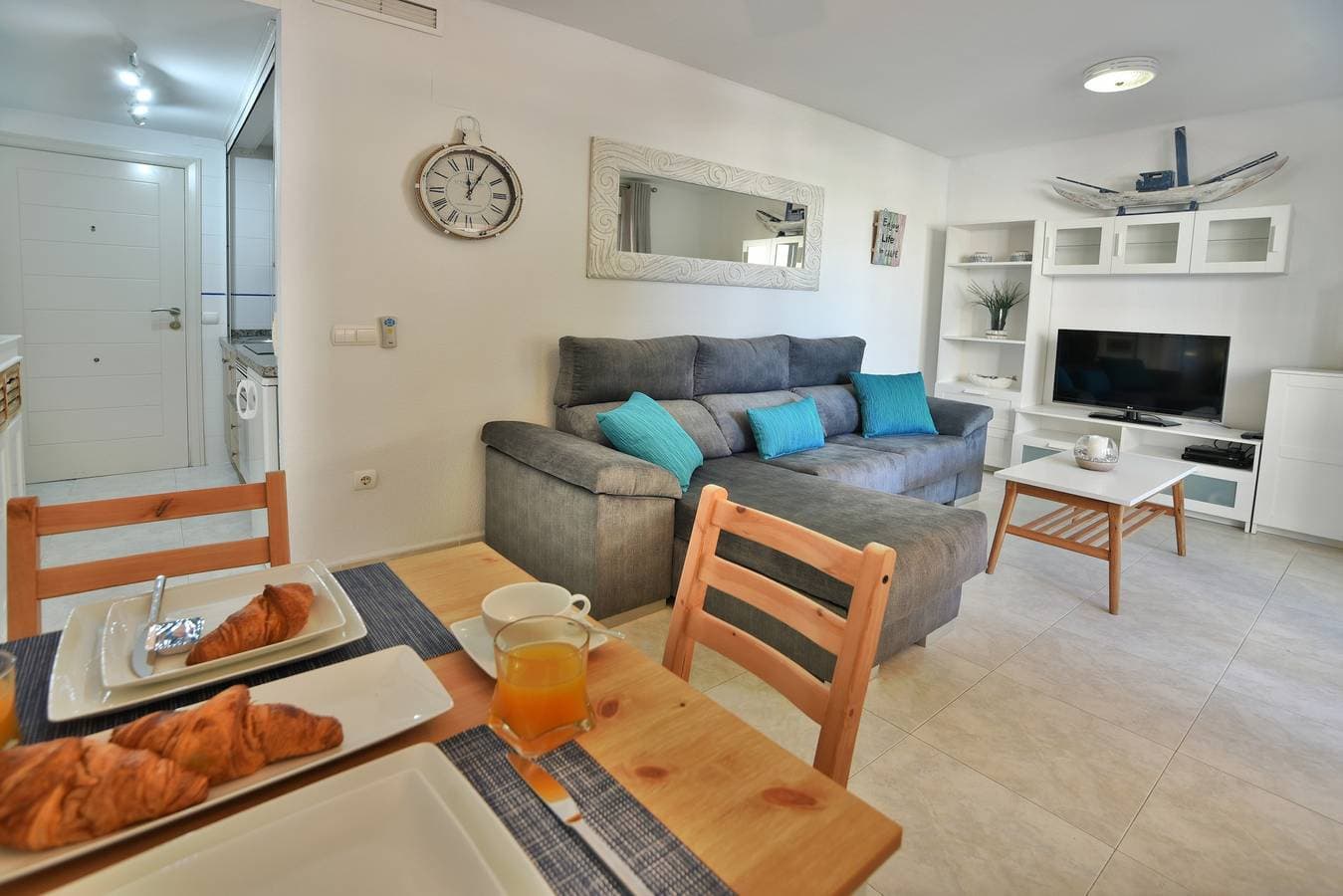 Foto 2 von 20: Ferienwohnung für 3 Personen mit Pool