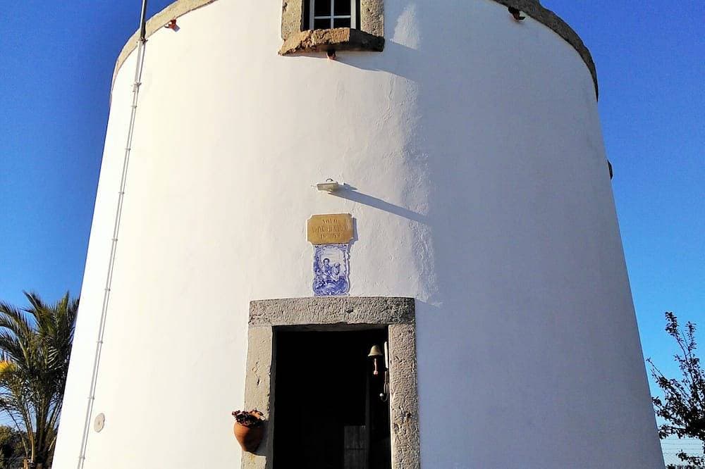 Foto 7 von 30: Romantische Windmühle in P. N. da Arrábida .. Authentizität, Aussicht, Ruhe, Ruhe ...