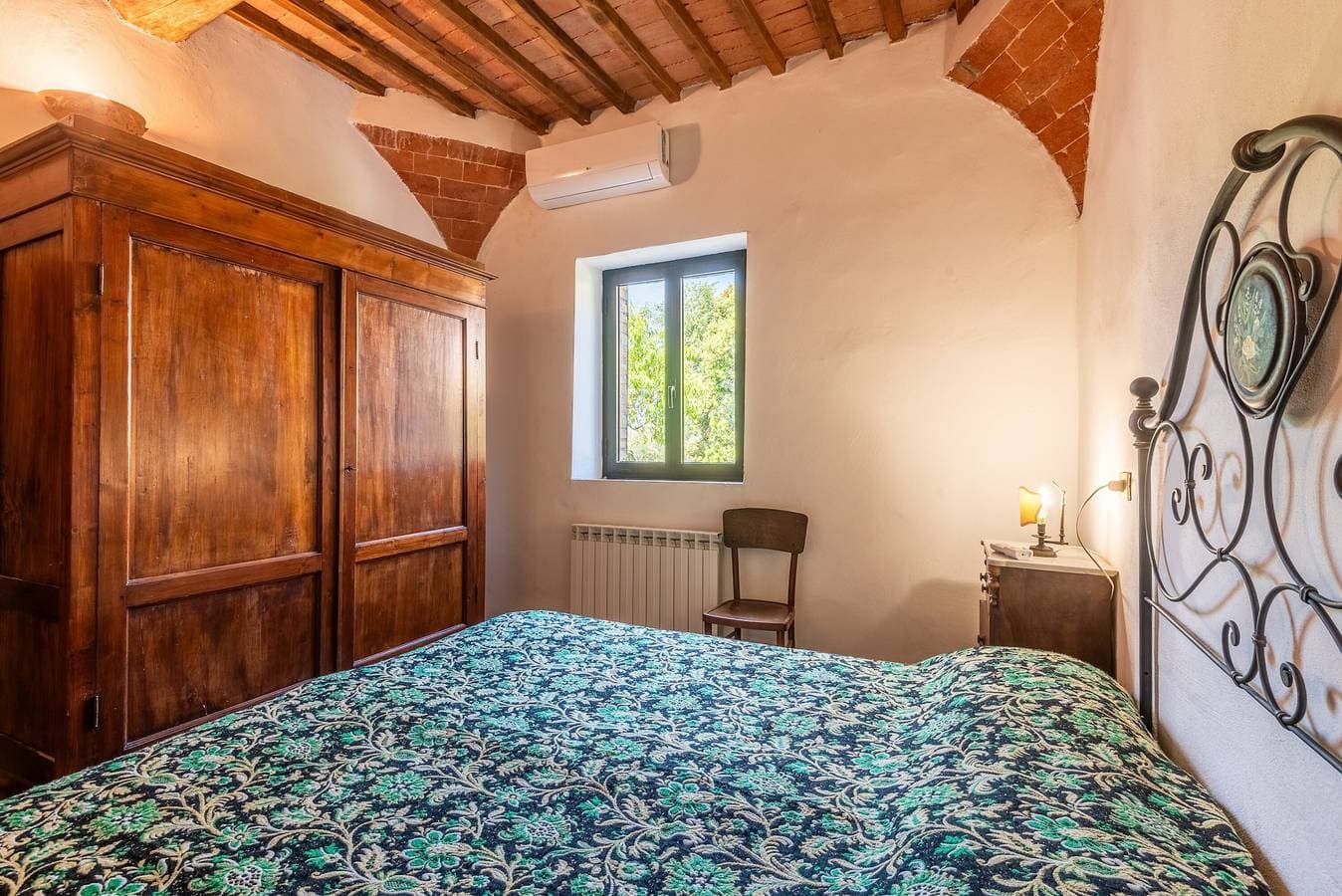 Foto 3 von 45: Appartamento Gallo Nero im Ritiro del Podestà Murlo – Komfort für 2 Gäste