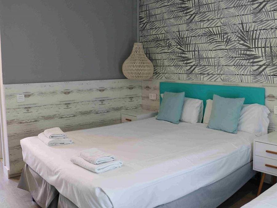 Foto 6 von 74: Camping Alannia Els Prats - Studio 3 personen - A1 - Studio (Kapazität: 2 Erwachsene + 1 Kind oder 1 Erwachsener + 2 Kinder)