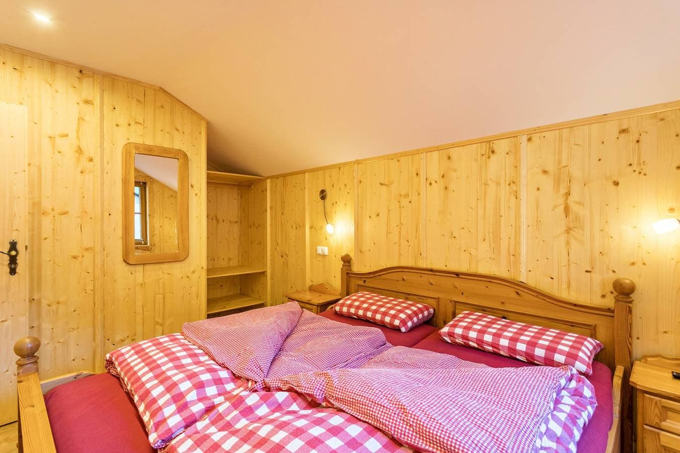 Foto 10 von 24: 2-stöckige Ferienwohnung 'Rubin' in der Nähe des Skilifts mit Bergblick, WLAN und Terrasse