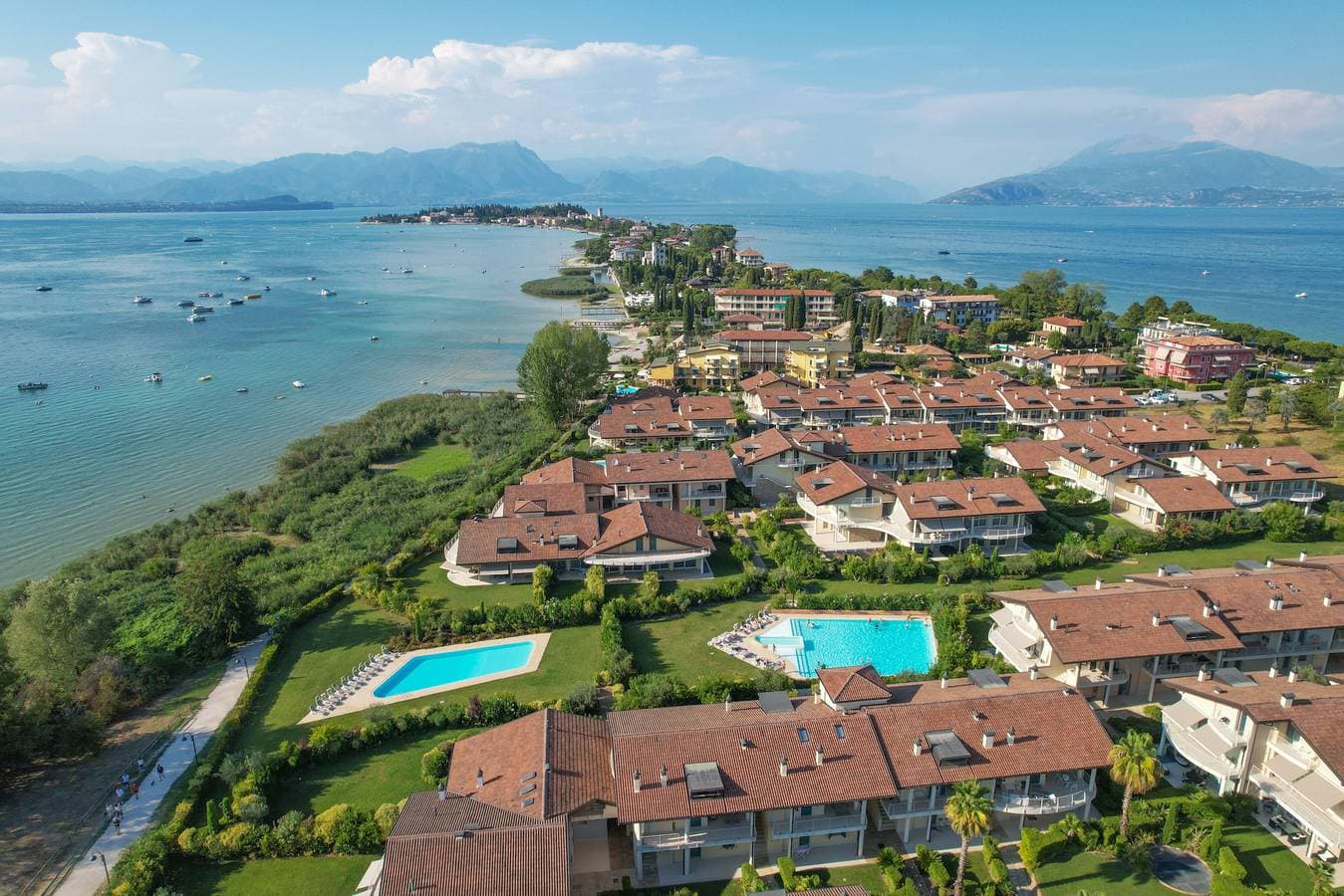 Foto 4 von 36: Caesar Sirmione Luxury Apartment