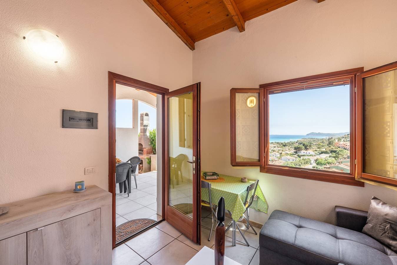 Foto 6 von 29: Villa "Birgit" mit Meerblick, Bergblick, Klimaanlage & Terrasse