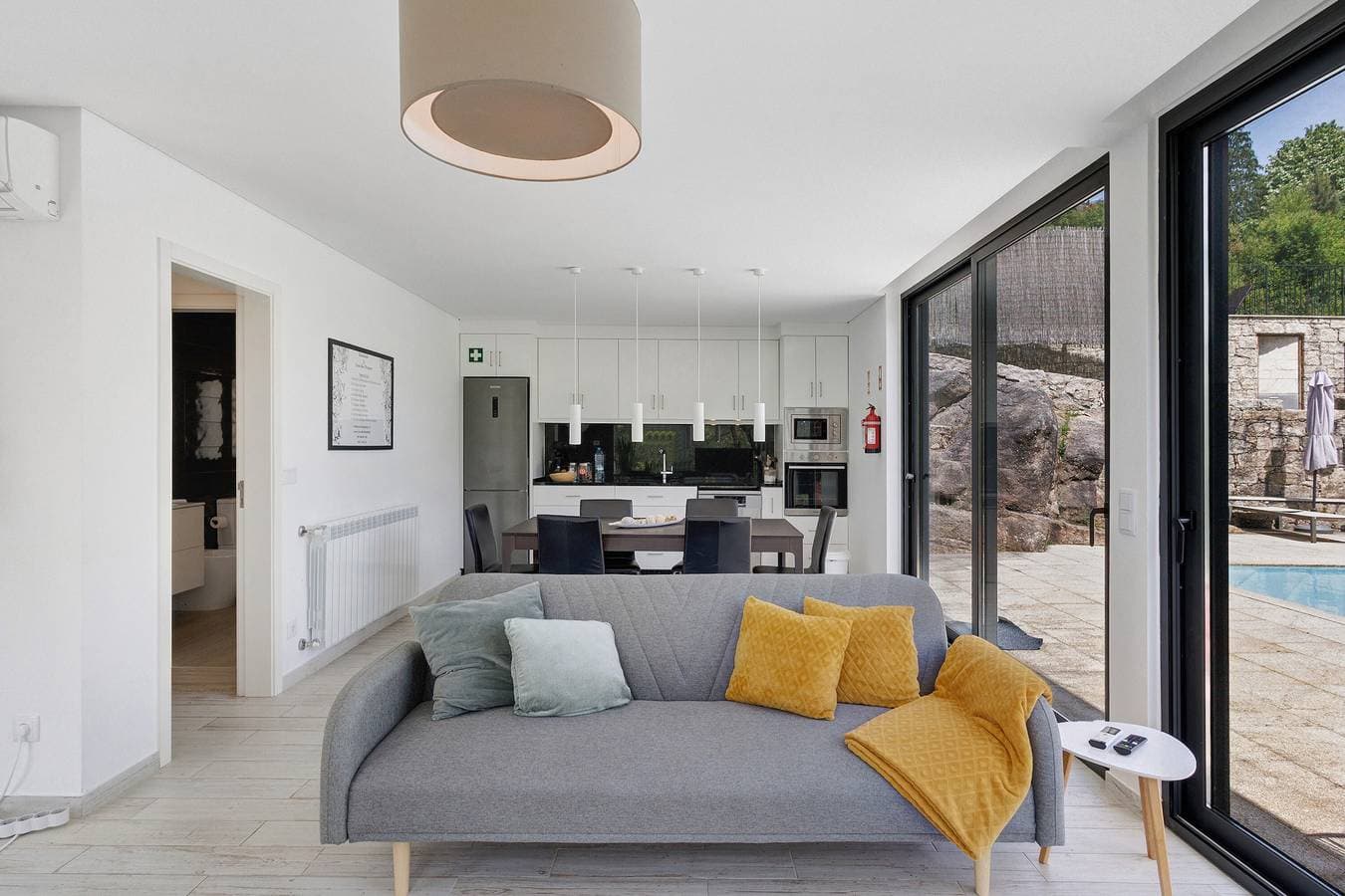 Foto 5 von 31: Ferienhaus 'Casa do Chapim' mit Bergblick, WLAN und Klimaanlage