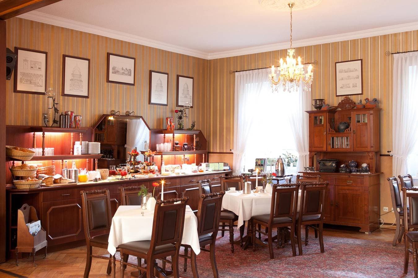 Foto 13 von 27: Hotel und Restaurant Am Alten Rhin - Doppelzimmer Straßenseite