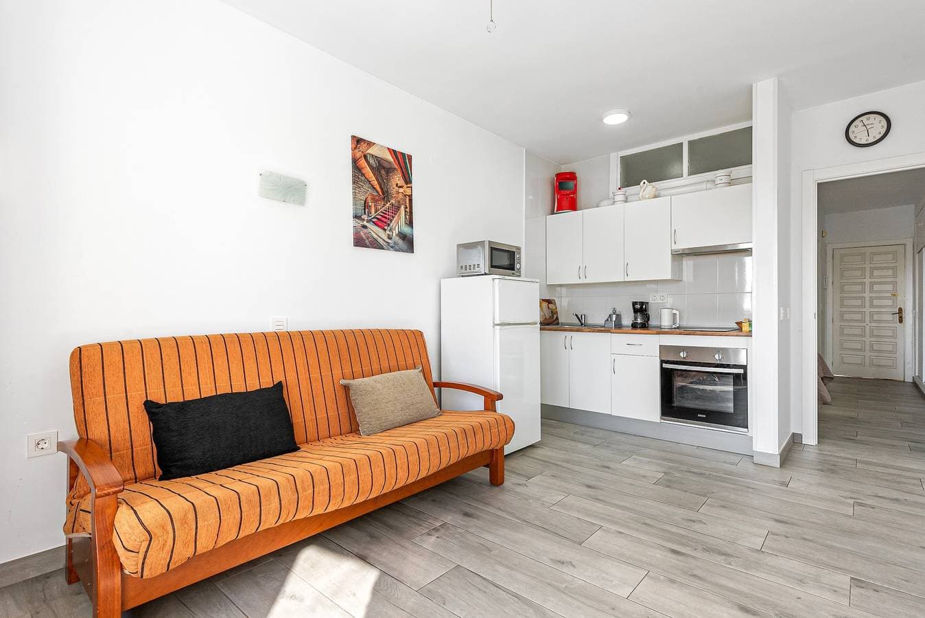 Foto 4 von 30: Ferienwohnung 'Carihuela Palace Beach' mit privatem Pool, Wi-Fi und Klimaanlage