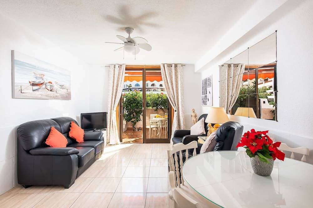 Foto 5 von 30: Apt. am Pool mit 1 Schlafzimmer und neuer Überarbeitung des Pools für über €100K
