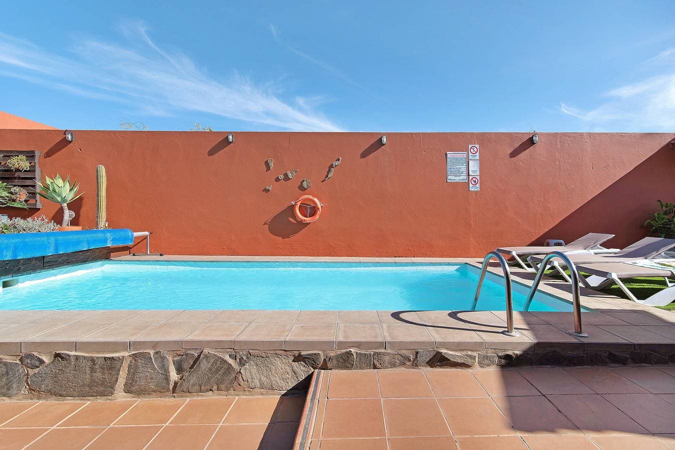 Foto 2 von 21: Villa "La Casita de Vals" mit Bergblick, Pool, Garten, Klimaanlage und WLAN