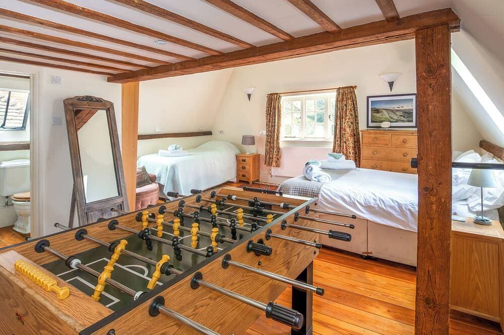 Foto 6 von 24: 5 Schlafzimmer Unterkunft in Wye, near Ashford