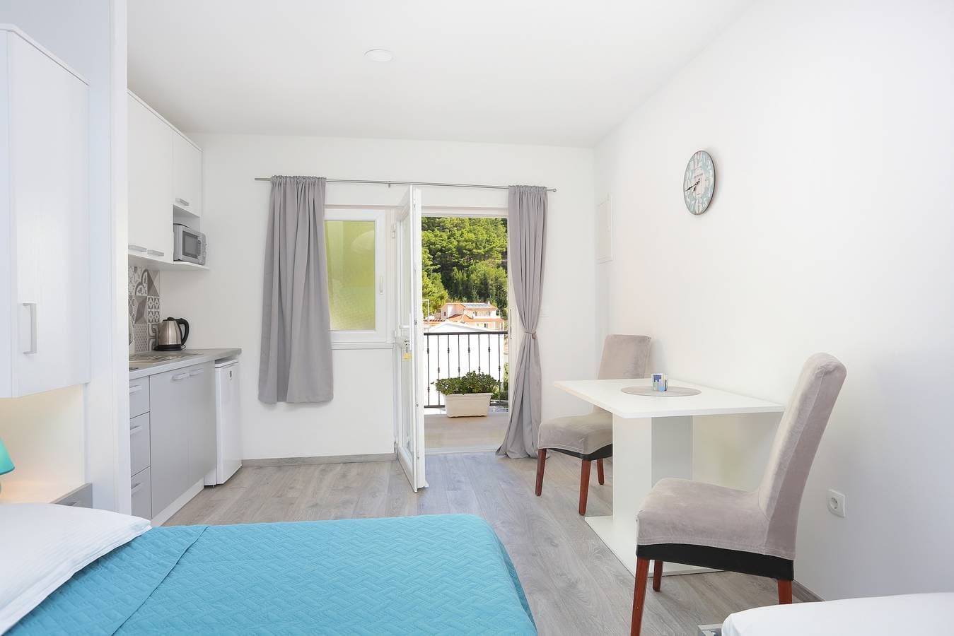 Studio Appartement mit Terrasse und Meerblick Brela, Makarska -a 1