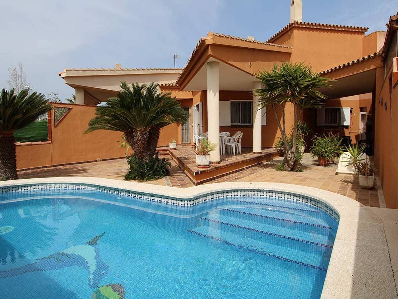 Perfekte Ferienhaus am Meer: Pool, WLAN, Klimaanlage, Haustiere & Hundestrand erlaubt 1
