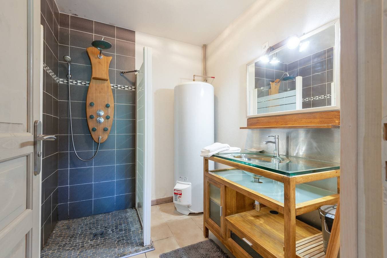 Foto 5 von 15: Ferienwohnung für 8 Personen mit Garten