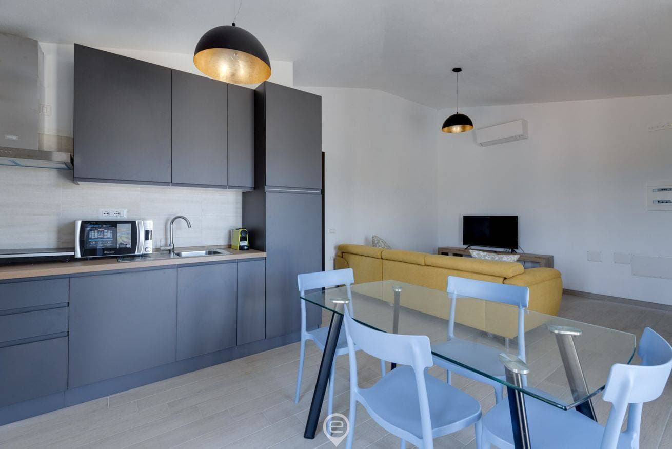 Foto 7 von 31: Ferienwohnung für 4 Personen mit Balkon/Terrasse