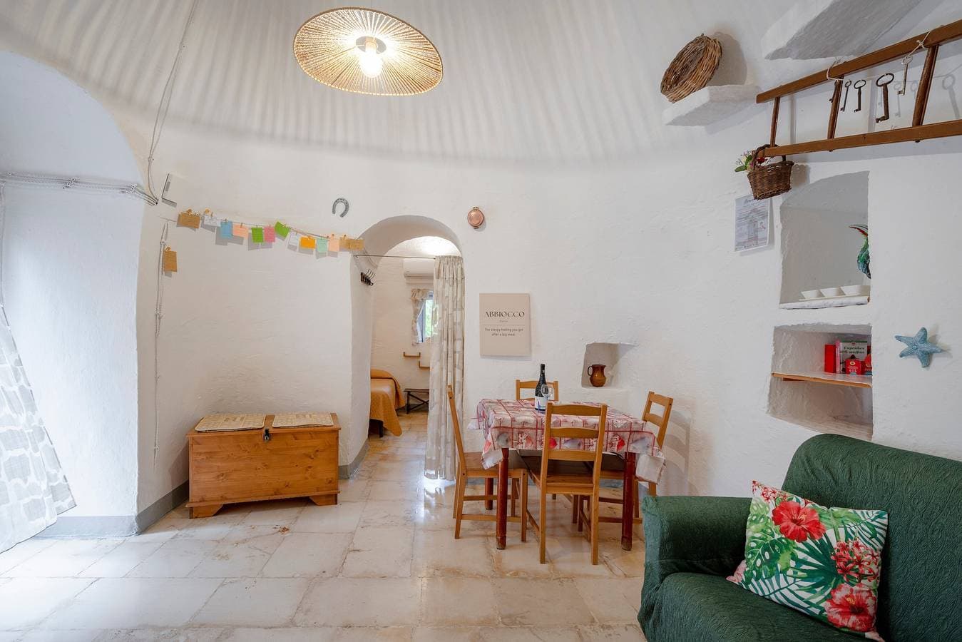 Foto 6 von 23: Trullo 'Negli Ulivi' mit privater Terrasse, WLAN und Klimaanlage