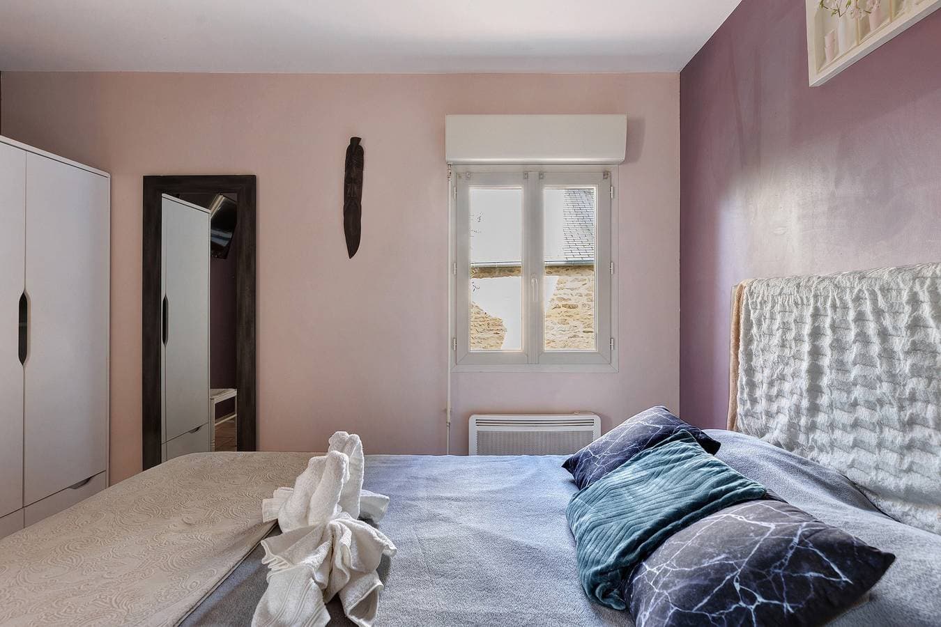 Foto 12 von 35: Ferienhaus 'Ô Gîte Bleu' mit privatem, beheiztem Hallenbad