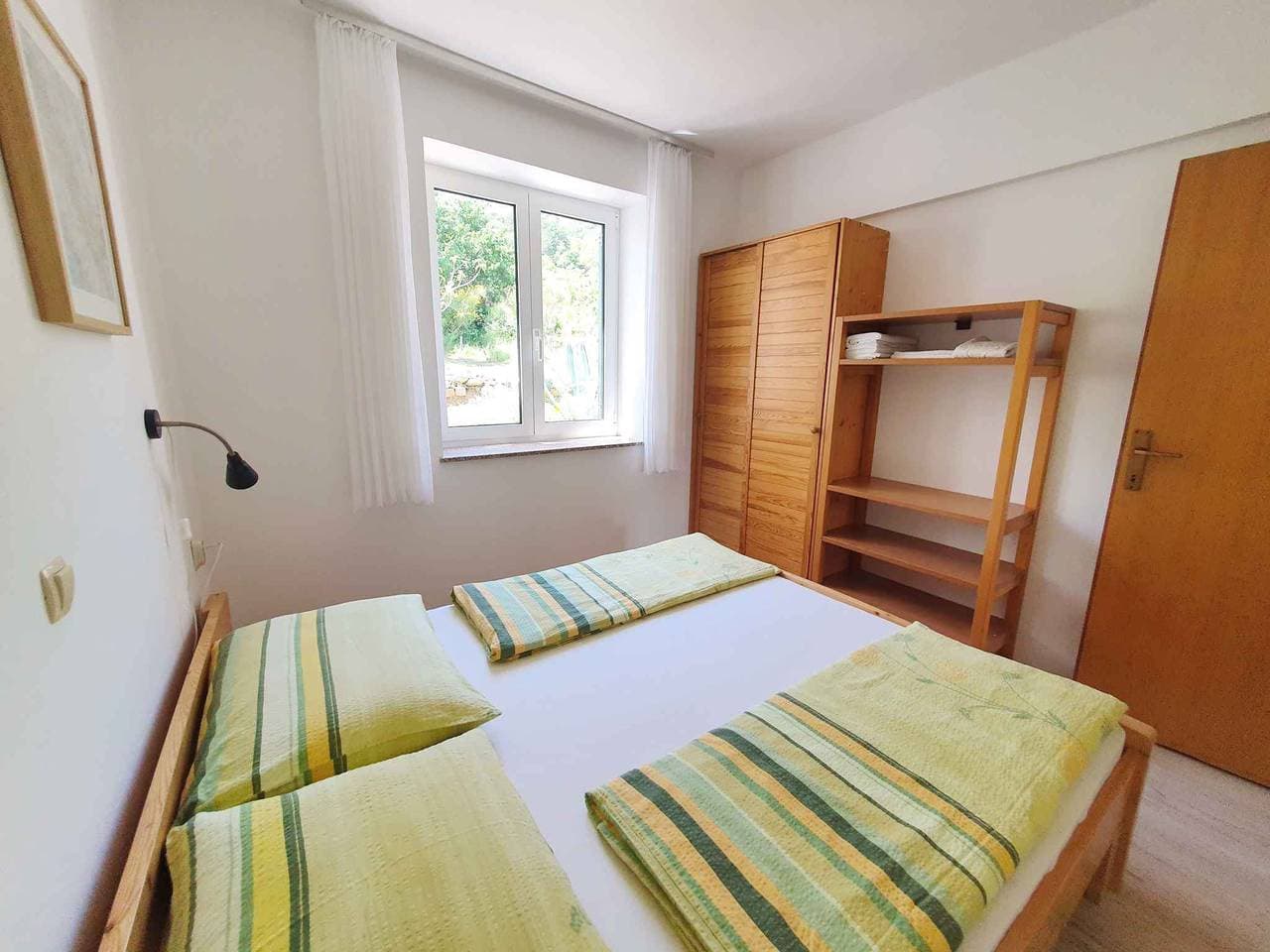 Foto 7 von 18: Ferienwohnung mit Blalkon und Klimaanlage