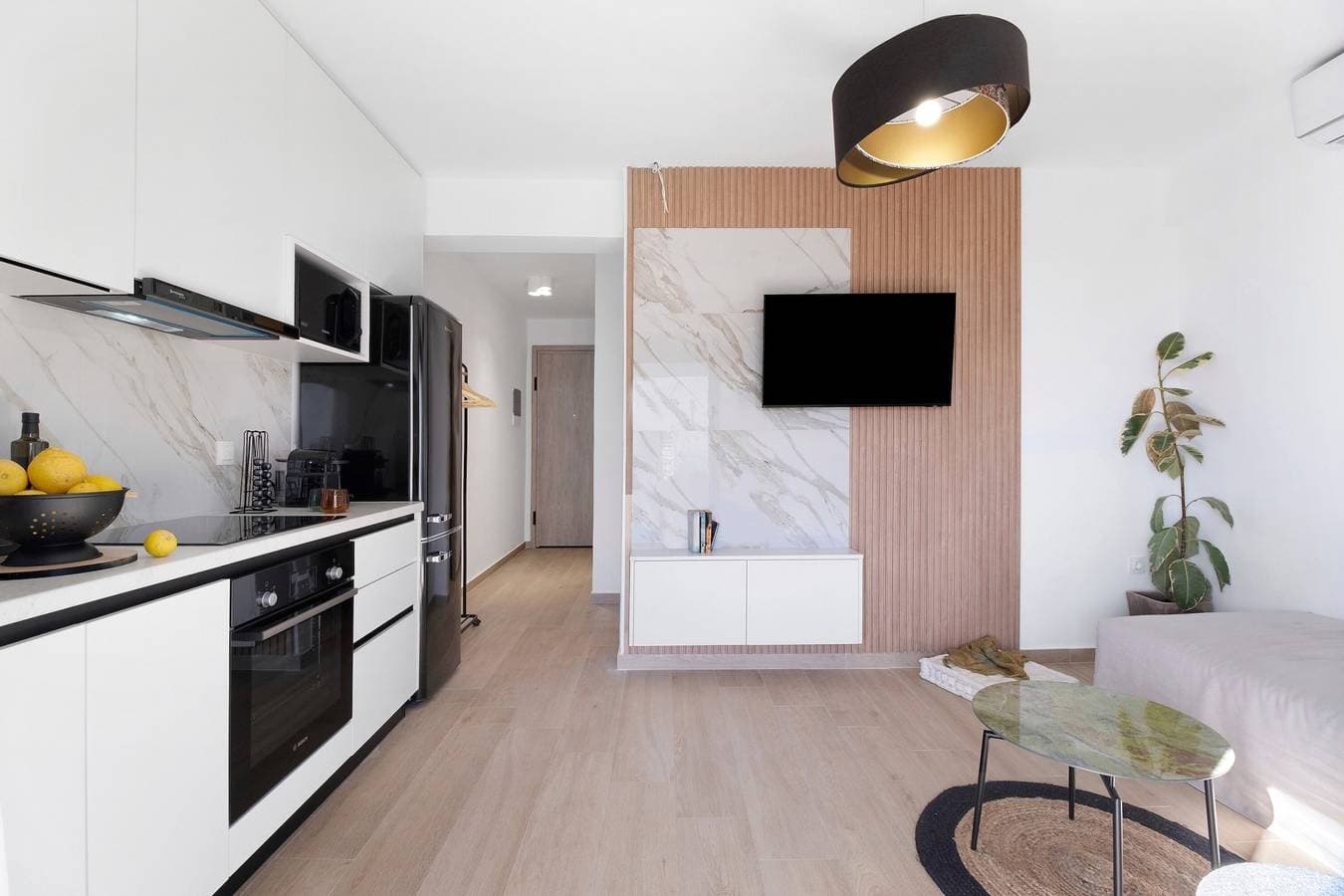 Foto 10 von 24: Ferienwohnung 'Mella Roa Emer' mit Meerblick, WLAN und Klimaanlage