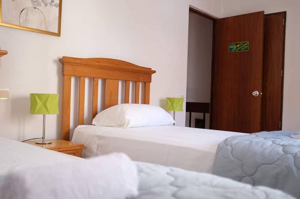 Foto 11 von 30: Walk to Marina, Relaxing Duplex in Central Location