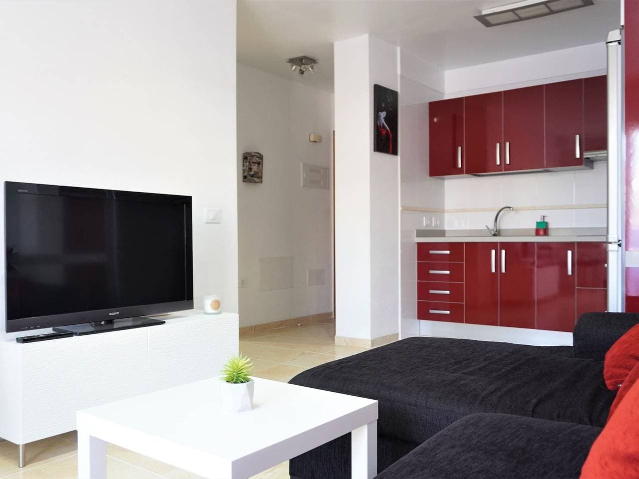 Foto 5 von 26: Modernes Apartment mit Poolblick - 4 Pers.