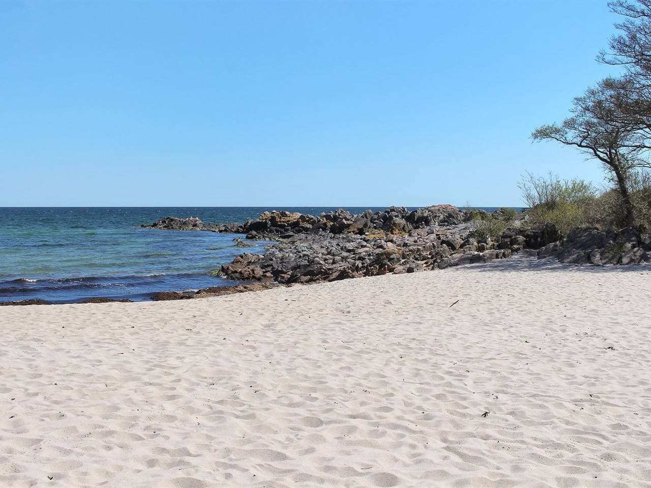 Foto 6 von 30: "Kirsti" - 300m from the sea
