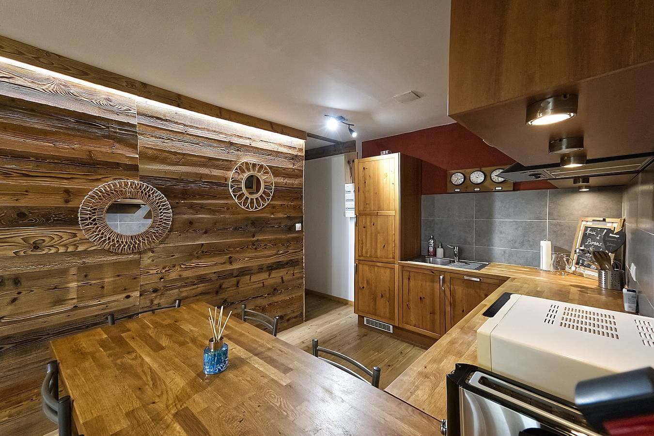 Foto 2 von 15: Ferienwohnung für 5 Personen mit Terrasse