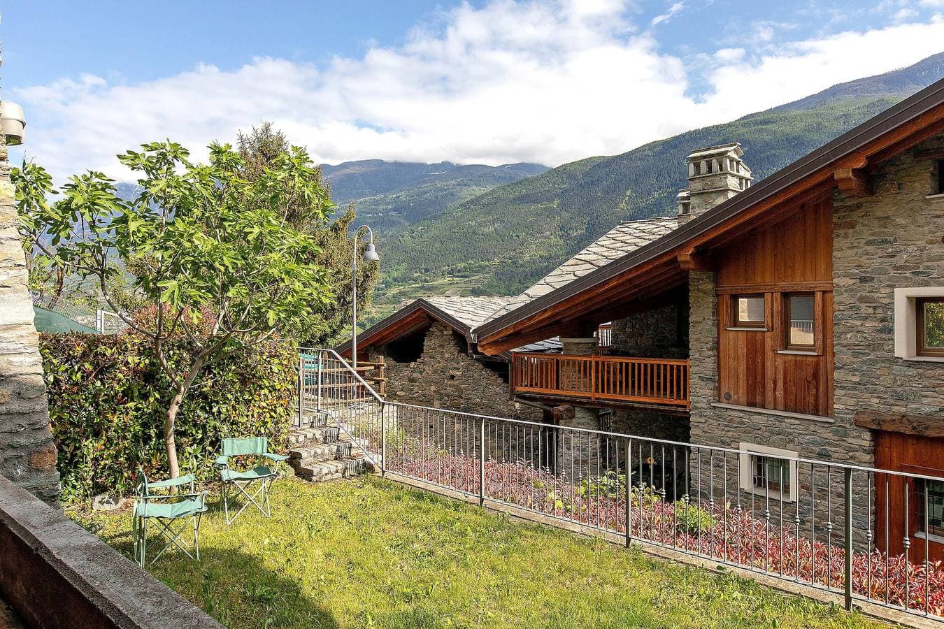 Panoramico in Piccolo Borgo Storico 1