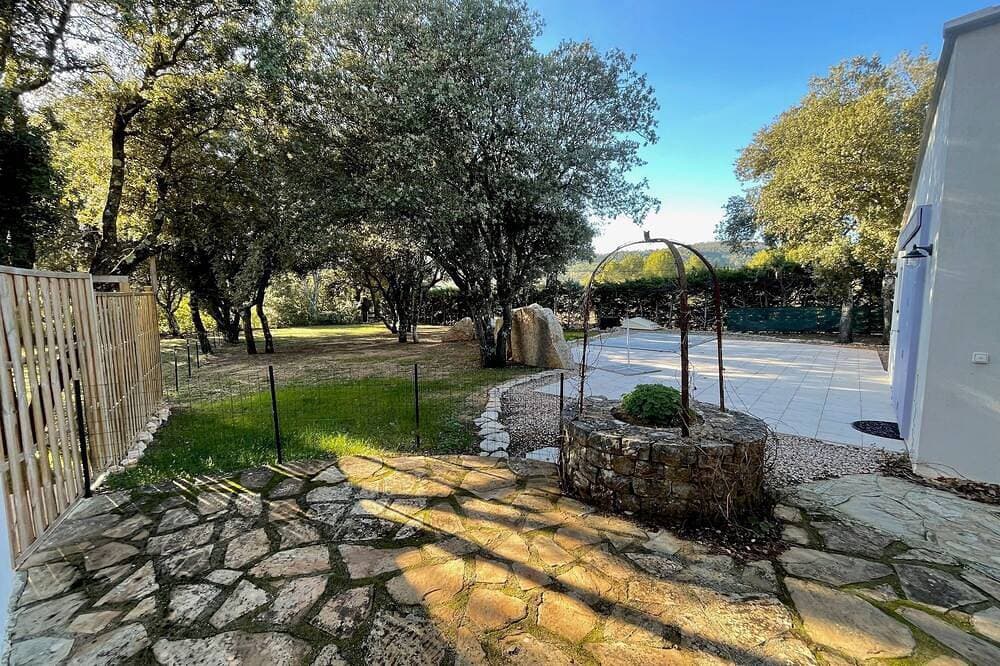 Foto 9 von 17: Fleur de Romarin - Avec piscine privée