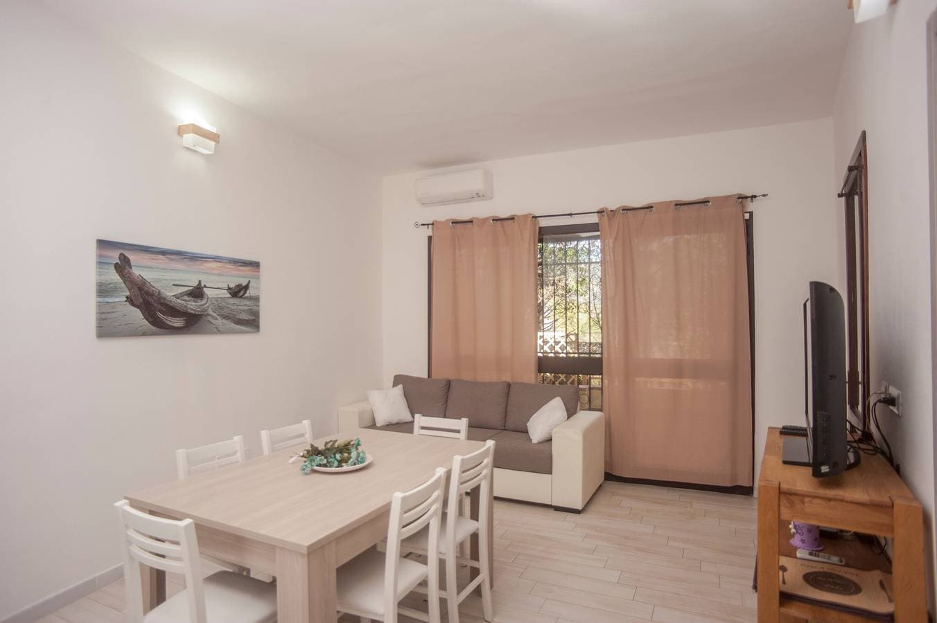 Foto 6 von 24: Ferienhaus "Marisol" nahe dem Strand mit WLAN, Klimaanlage, Terrassen & Garten