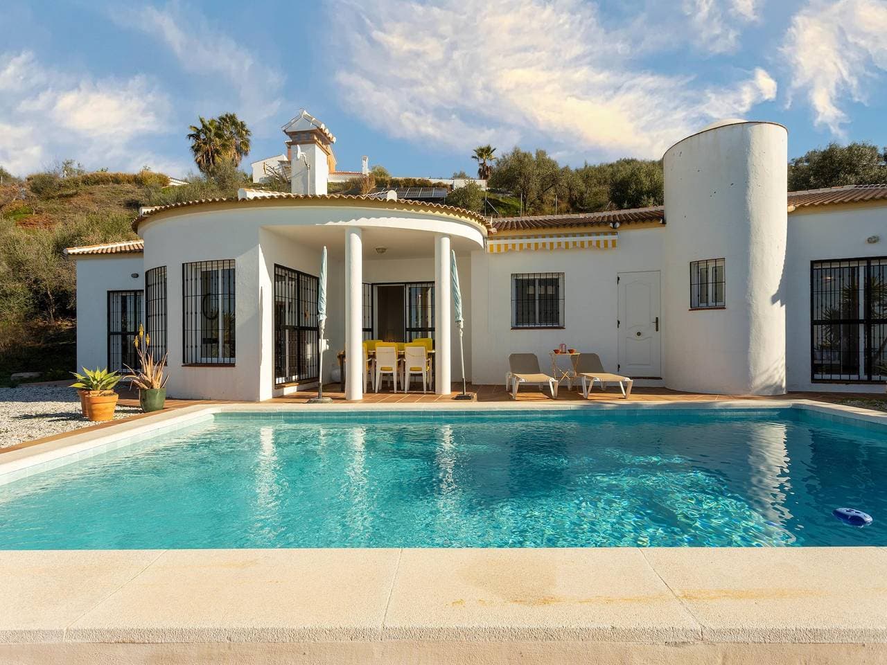 Foto 9 von 40: Villa in Arenas mit Meerblick und Pool