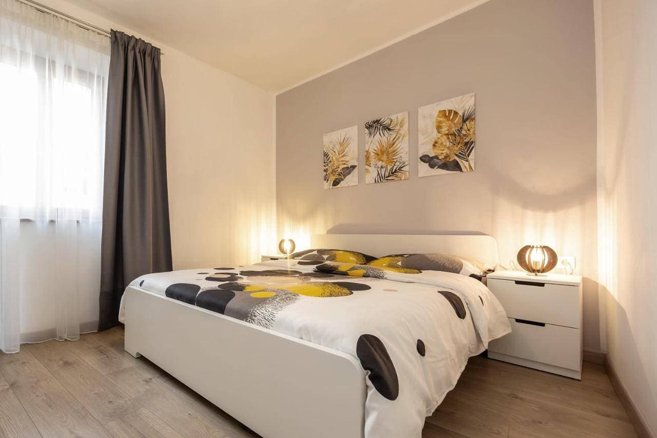 Foto 5 von 11: Two-Bedroom Apartment with Balcony