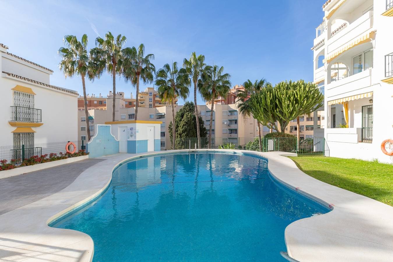 Foto 3 von 25: Ferienwohnung Urbanización Casablanca mit Pool, WLAN, Klimaanlage, Terrasse und Garten